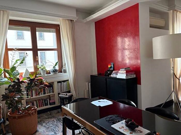 Appartamento trilocale in affitto in VIA TURATI, Turati, Milano