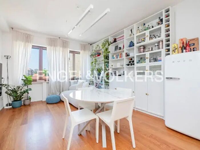 Appartamento bilocale in vendita in Viale Teodorico, Milano