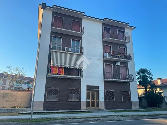 Appartamento bilocale in vendita in Via Pietro Micca, Villa Cortese