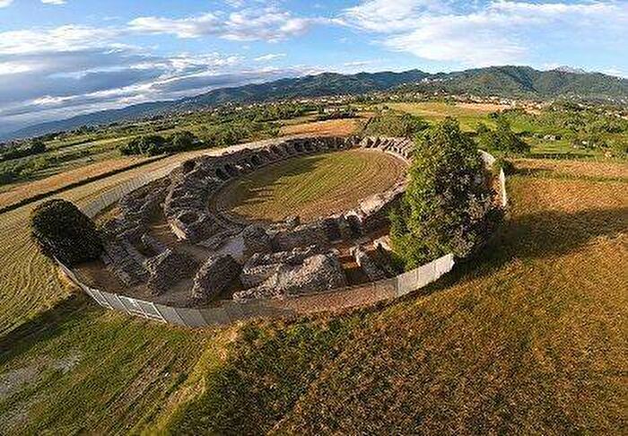 Appartamento quadrilocale in affitto in Luni Mare, Luni