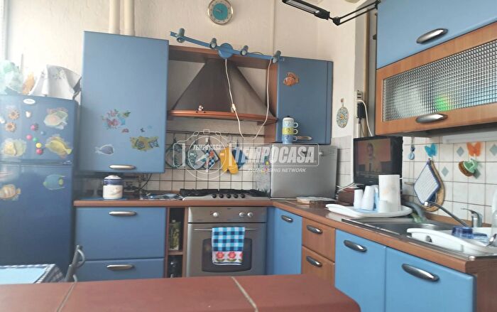 Appartamento trilocale in vendita in Viale Libia, Comacchio