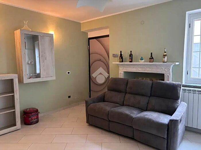 Casa quadrilocale in vendita in Via Casa Zambianchi, Canneto Pavese