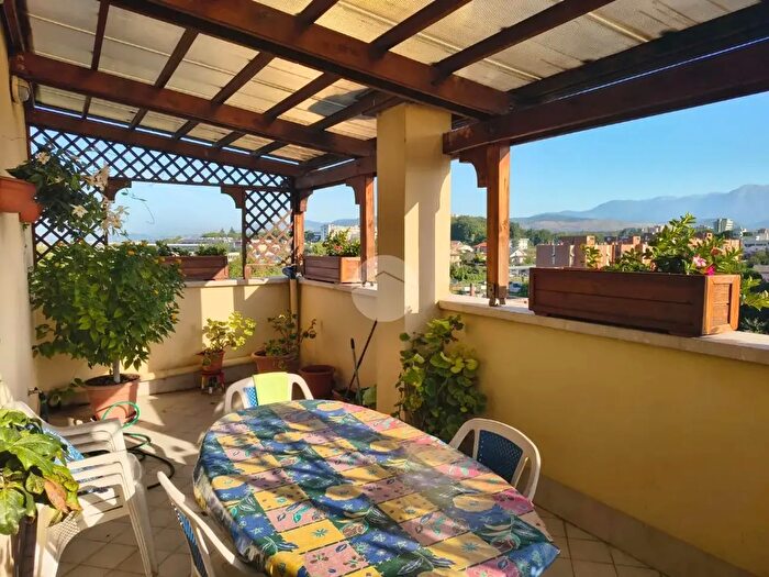 Appartamento trilocale in vendita in Viale Grecia, Frosinone