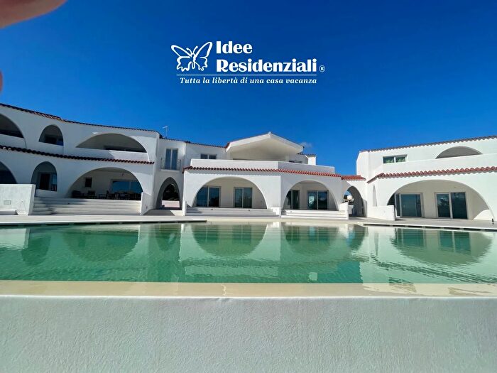 Appartamento quadrilocale in vendita in Via del Giglio, Olbia