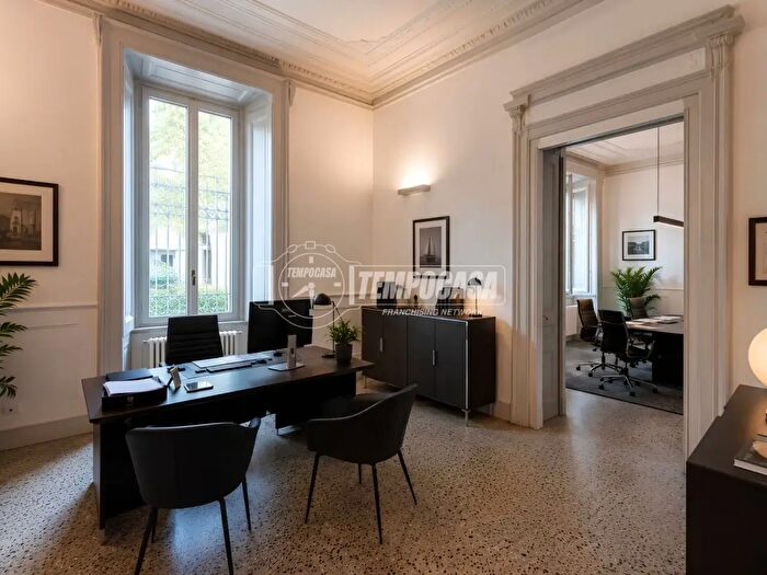 Appartamento trilocale in vendita in Lecco
