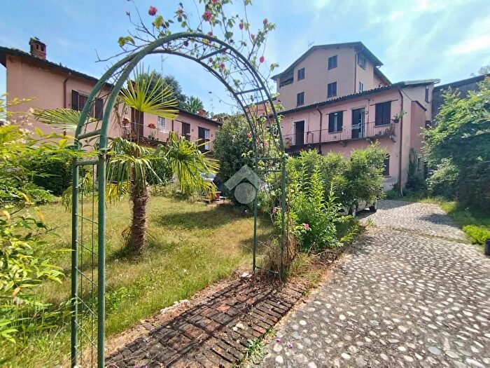Casa bilocale in vendita in Vicolo Bue, Trezzo SullAdda