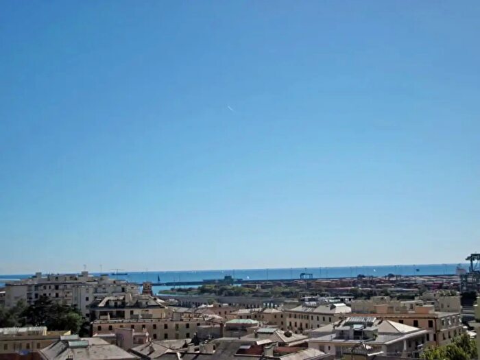 Appartamento bilocale in vendita in Via Villini Ambrogio Negrone, Genova