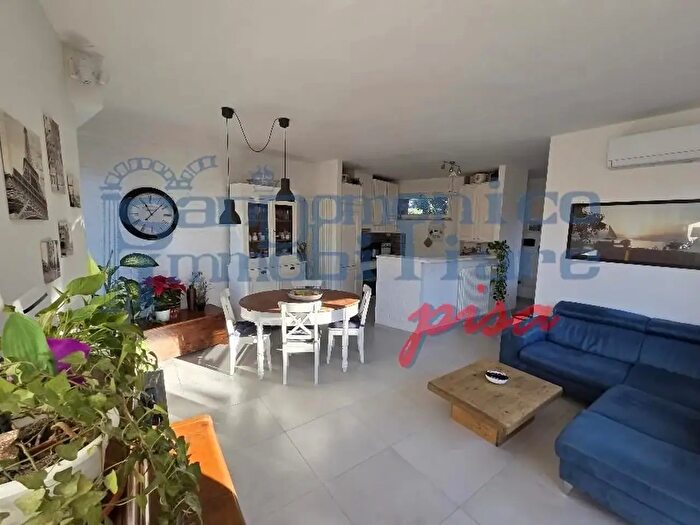 Casa con 5 locali in vendita in Pisa