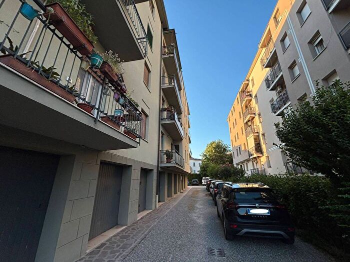 Appartamento bilocale in affitto in Via Francesco Stringa, San Faustino, Modena