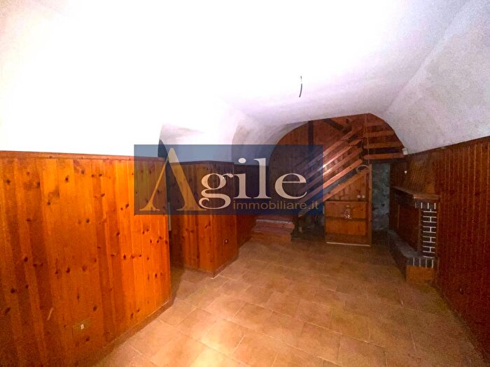 Appartamento con 5 locali in vendita in Vicolo Stretto, Ripatransone