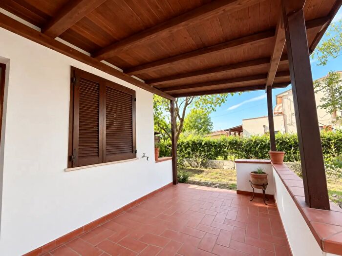 Casa con 7 locali in vendita in S Luigi Gonzaga, Viareggio