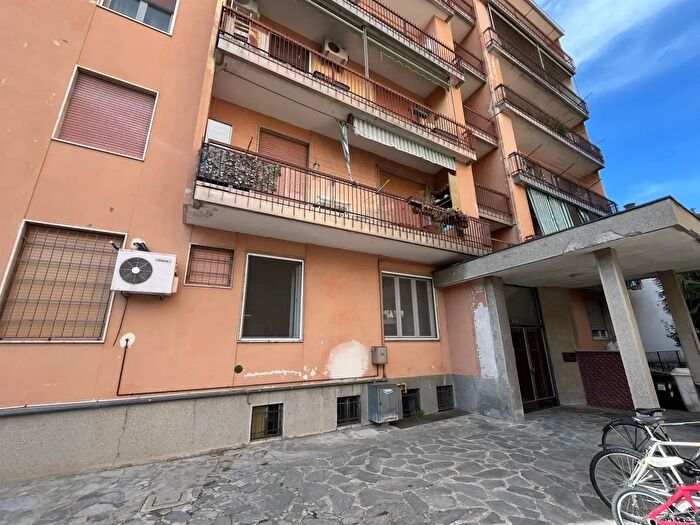 Appartamento trilocale in vendita in Via Valle San Martino, Vigevano