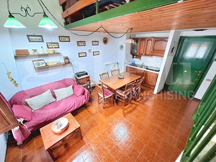 Appartamento bilocale in vendita in Via Antonio del Fante, Rocca Di Mezzo