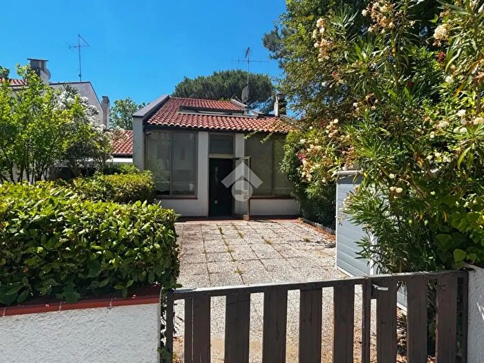 Casa trilocale in vendita in Viale G Puccini, Comacchio