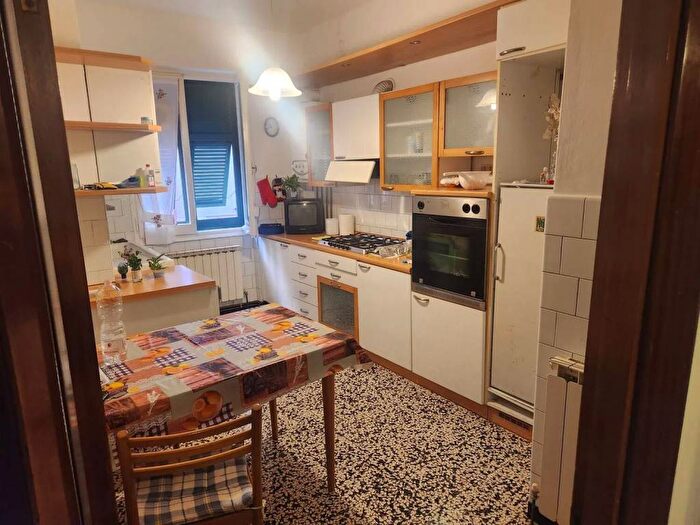 Appartamento quadrilocale in affitto in Via Raggio Augusto, Centro, Borzonasca