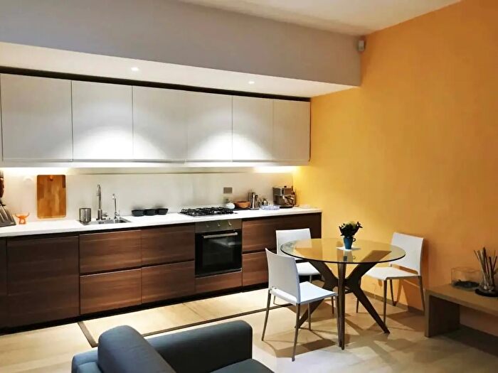 Appartamento monolocale in affitto in Via Osteria del Guanto, Firenze