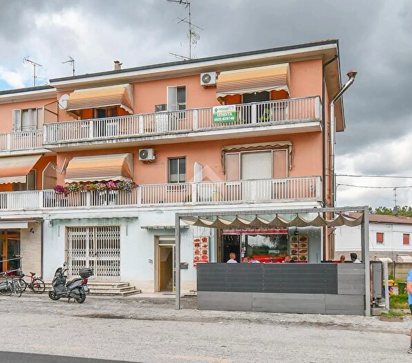 Appartamento trilocale in vendita in Via Nazionale, Poggio Renatico