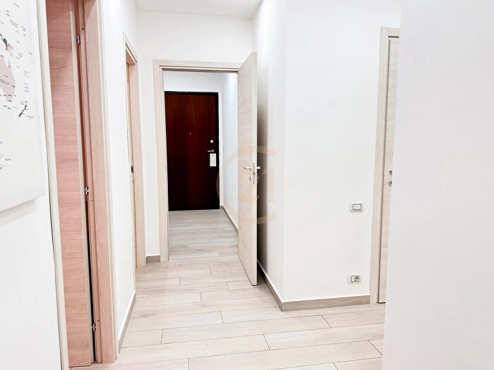 Appartamento trilocale in vendita in Viale Principe Amedeo, Acireale