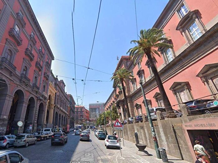 Appartamento quadrilocale in affitto in Via Antonio Villari, Sanità, Napoli