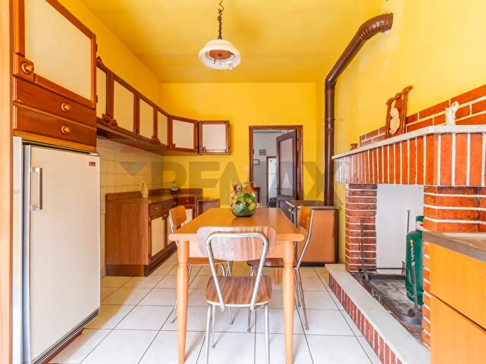 Appartamento trilocale in vendita in Via di Cellere, Ischia Di Castro