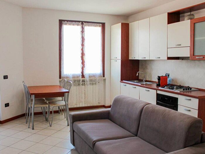 Appartamento bilocale in affitto in Via Tenente Annibale Calini, Bedizzole