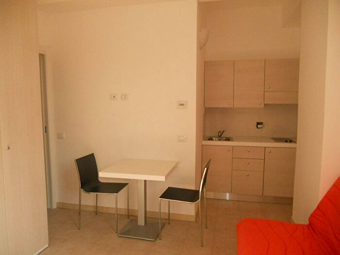Appartamento monolocale in affitto in Viale Col di Lana, Corso San Gottardo, Milano