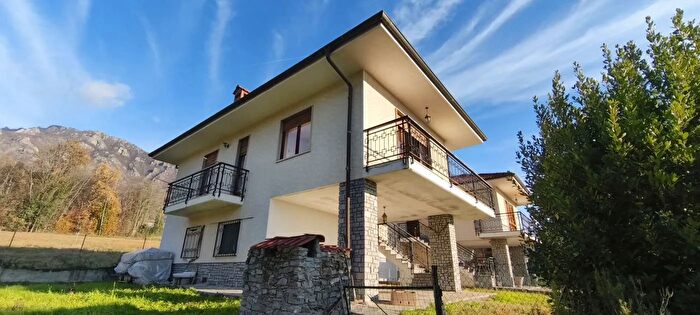 Casa quadrilocale in vendita in Strada Dandaro, Cantalupa