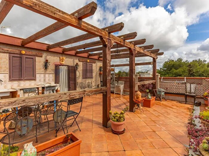 Appartamento trilocale in vendita in Via della Murgia, Toritto