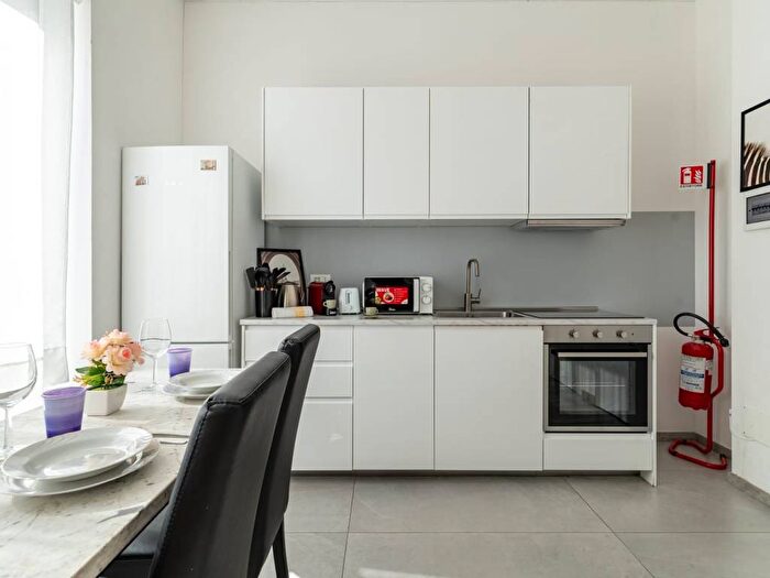 Appartamento bilocale in affitto in Via Costantino Baroni, Gratosoglio, Milano