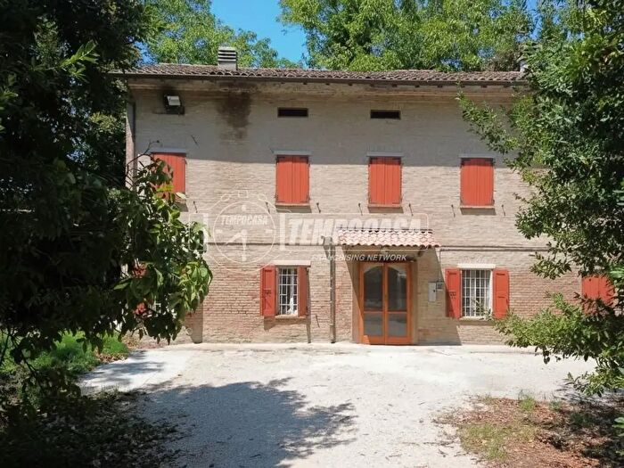 Casa quadrilocale in vendita in Moglia