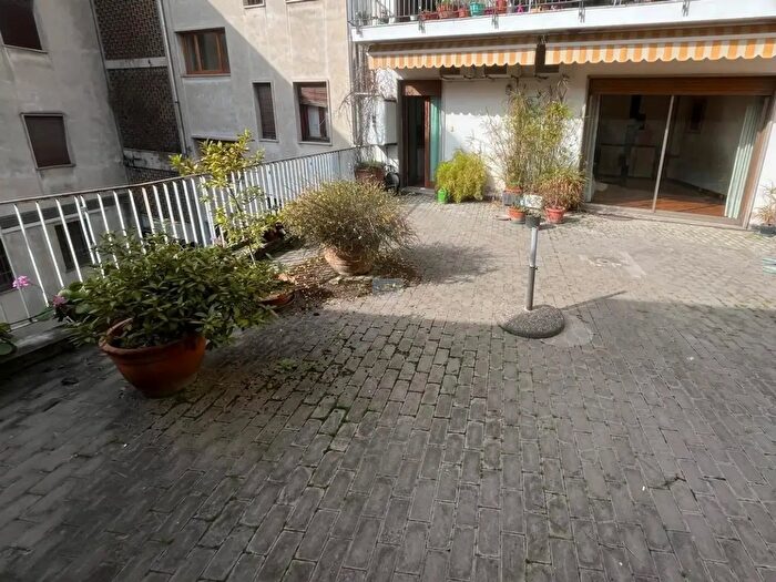 Appartamento con 6 locali in vendita in Galleria Duomo, Padova