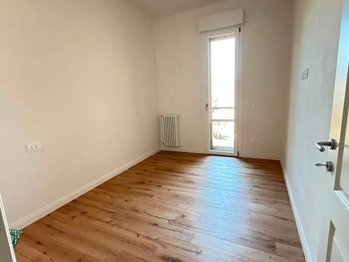 Appartamento trilocale in vendita in Via di Novoli, Firenze