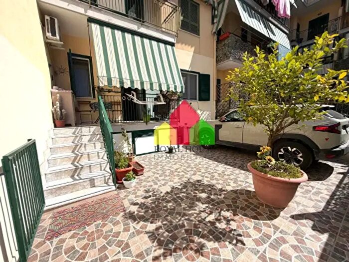 Appartamento trilocale in vendita in Via San Vito, Giugliano In Campania
