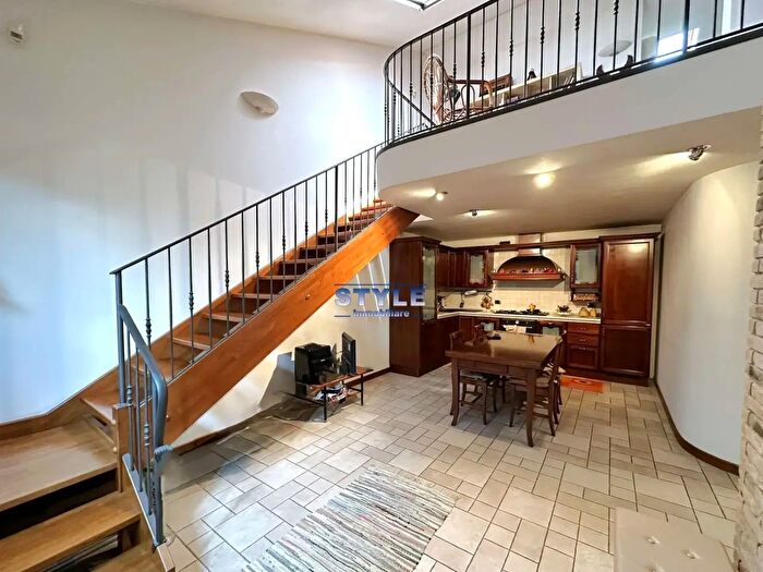 Appartamento con 5 locali in vendita in Vigonovo