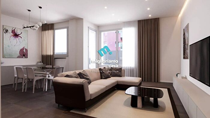 Appartamento trilocale in vendita in Viale Mentana Parma, Parma