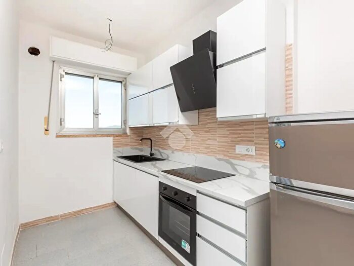 Appartamento trilocale in vendita in Via De Nicola, Beinasco