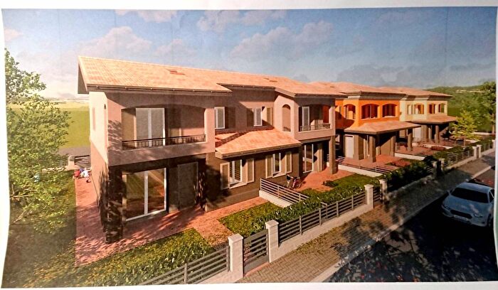 Casa quadrilocale in vendita in Guastalla