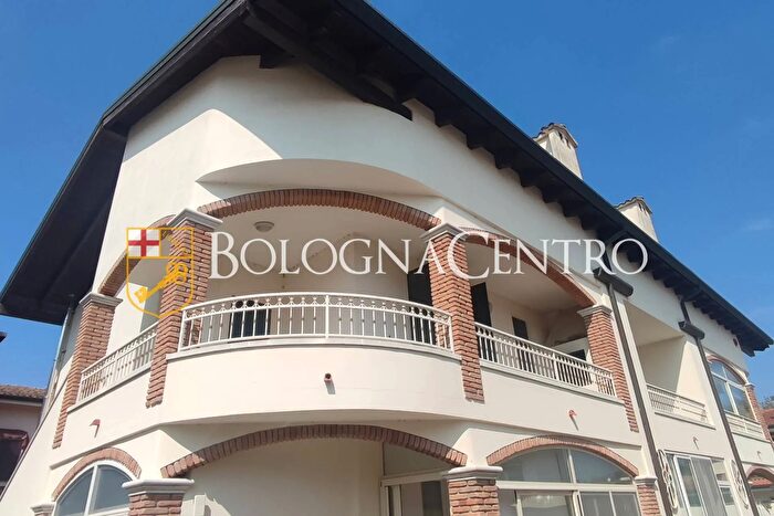 Appartamento con 5 locali in vendita in Via Acciaioli, Comacchio