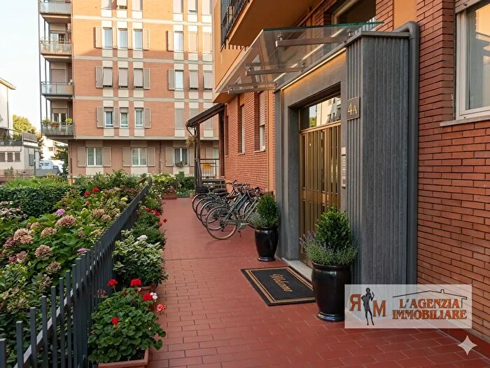 Appartamento trilocale in vendita in Piazza Vincenzo Cuoco, Terni