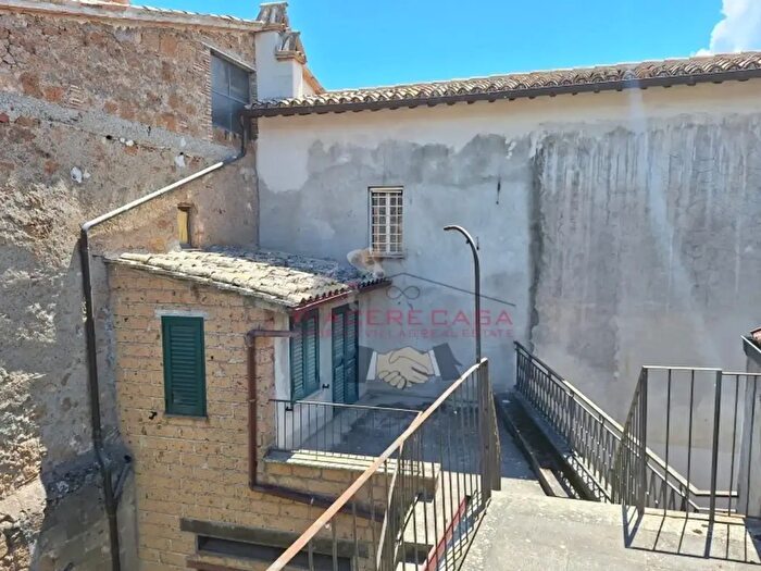 Appartamento con 5 locali in vendita in Orvieto