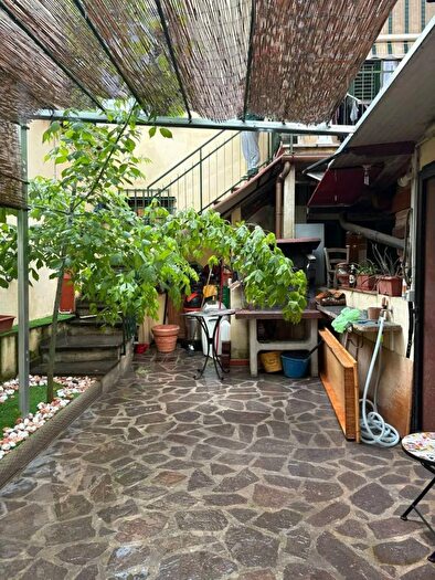 Appartamento quadrilocale in vendita in Via Pisana Scandicci, Scandicci