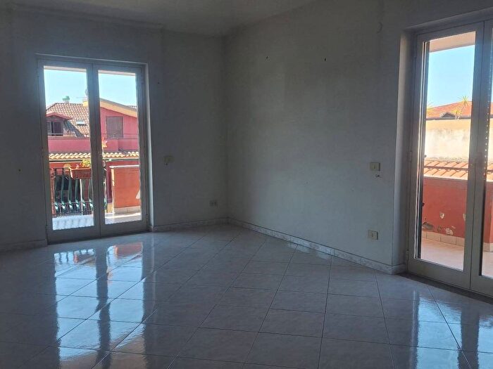 Appartamento quadrilocale in affitto in Via Innamorati, Nuovo Corso Campano Marchesella, Giugliano in Campania