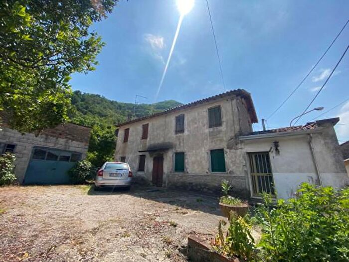 Casa con 6 locali in vendita in Via San Giorgio, Rovolon