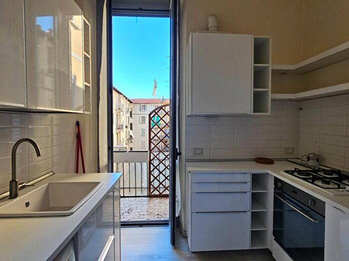 Appartamento trilocale in affitto in Via Giuseppe Meda, Ascanio Sforza, Milano