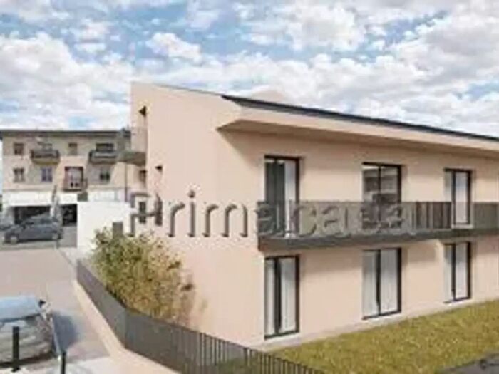Appartamento trilocale in vendita in Via Romagnoli Snc, Verona