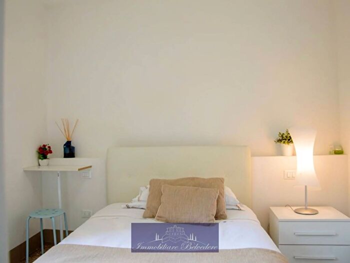Appartamento con 6 locali in vendita in Via Jacopo Peri, Fortezza Stazione, Firenze