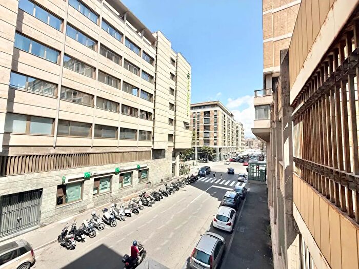 Appartamento con 6 locali in affitto in Via Giacomo Puccini, Catania