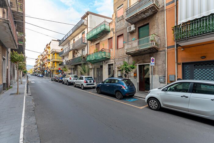 Appartamento con 5 locali in vendita in Via Bruno Buozzi, Misterbianco