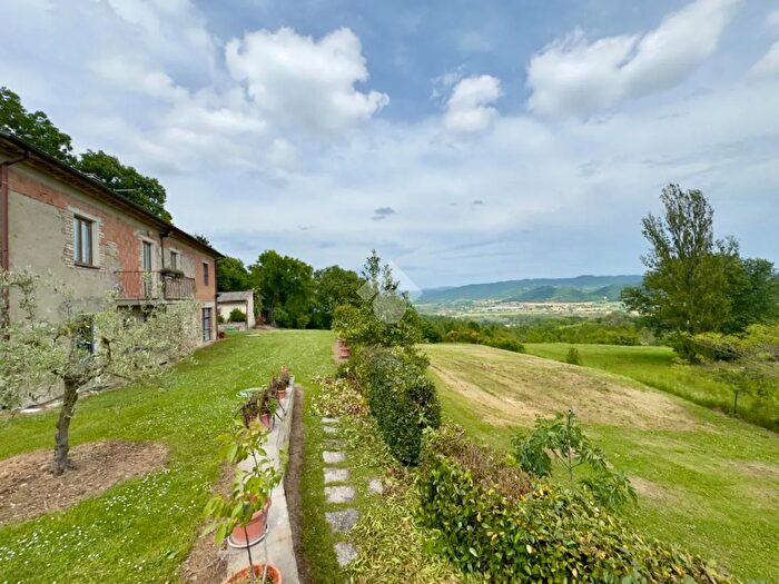 Casa trilocale in vendita in Vocabolo Valdipetrina, Citta Di Castello