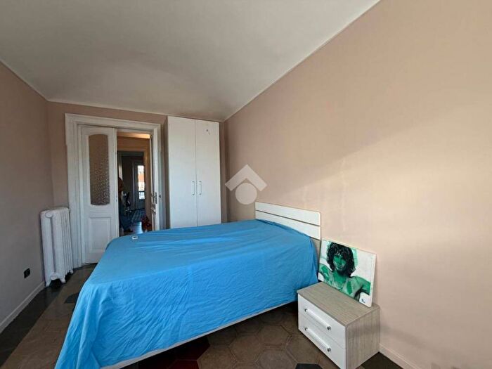 Appartamento con 6 locali in affitto in Via Evangelista Torricelli, Crocetta, Torino